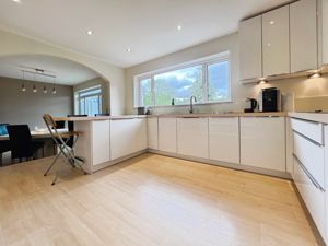 Kitchen- click for photo gallery